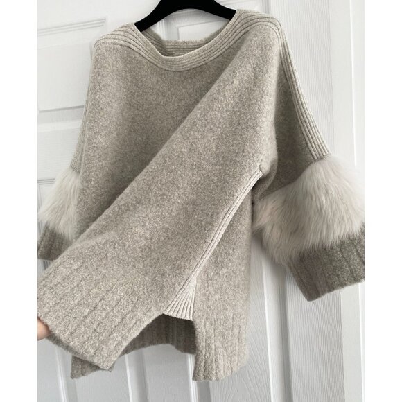 M Patmos x Club Monaco Pullover with Fur Trim, size XS (fits up to Medium - Picture 4 of 6